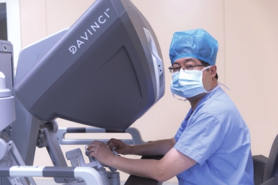 蘭大二院院長王?。捍筢t(yī)精誠“微視野”下可有大作為