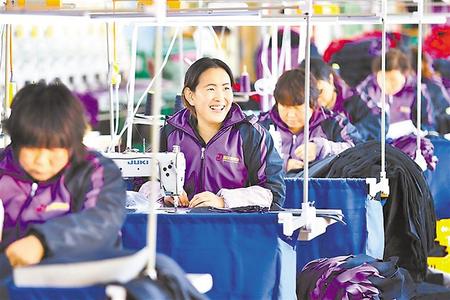 【抓“六穩(wěn)” 促“六?！薄糠€(wěn)就業(yè)有良策 保就業(yè)出實(shí)招——甘肅省全力以赴支持穩(wěn)定就業(yè)確保就業(yè)形勢(shì)總體穩(wěn)定