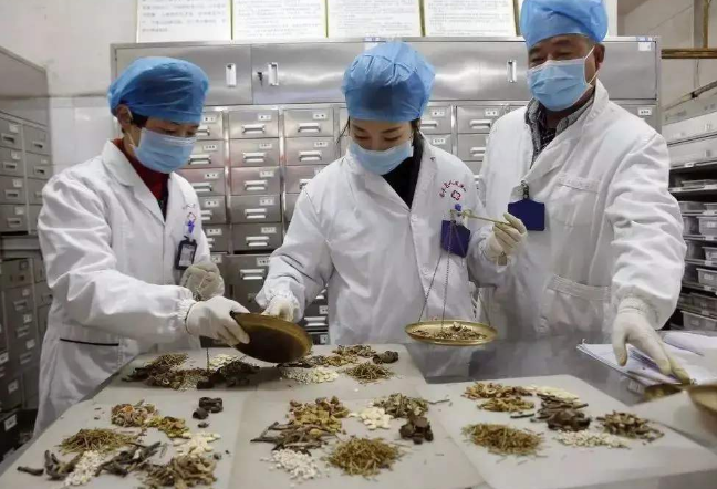 新冠肺炎疫情人物同防市民如何做？請看這里！