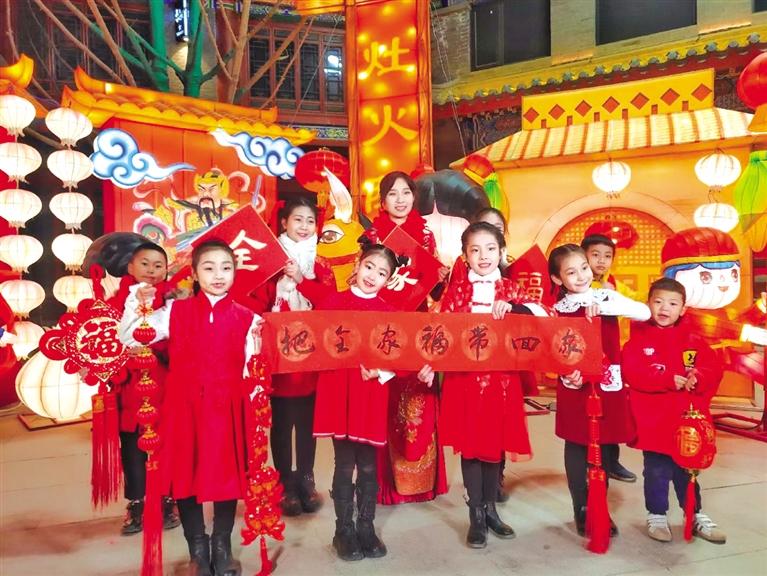 原創(chuàng)音樂電視《全家福》向蘭州市人民拜年！