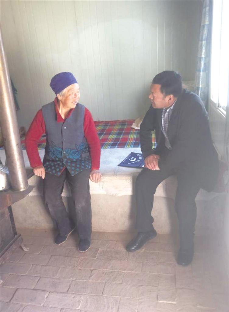 榆中縣扶貧開發(fā)辦公室黨組書記、主任王國(guó)福：建言獻(xiàn)策當(dāng)助手 沖鋒陷陣排頭兵