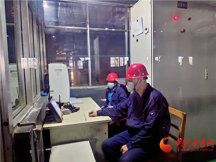 空置房如何辦理停暖？過熱費(fèi)如何收?。?>
        </a><em>空置房如何辦理停暖？過熱費(fèi)如何收取？</em></li>

                </ul>
            </div>
            <!-- public platform -->
            <div   id=