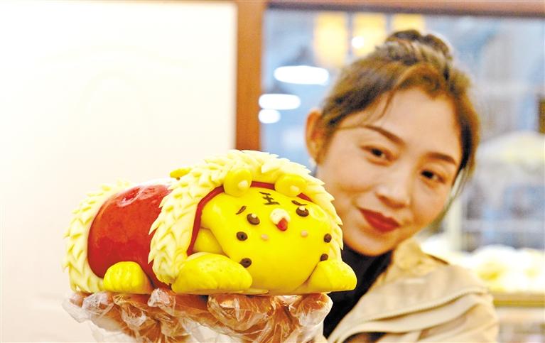 小老虎花餑餑，你舍得吃嗎？