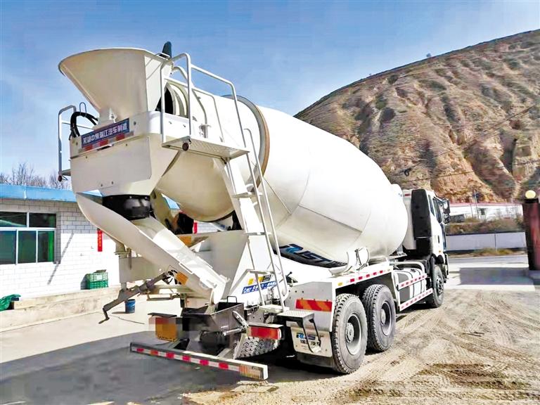 【聚焦3.15】大罐攪拌車年檢時(shí) 發(fā)現(xiàn)竟是非法改裝車？