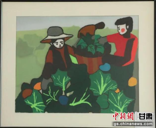 皋蘭縣高原夏菜項(xiàng)目幫助當(dāng)?shù)貗D女增收致富。刺繡 黃淑娟 繡稿 趙海科