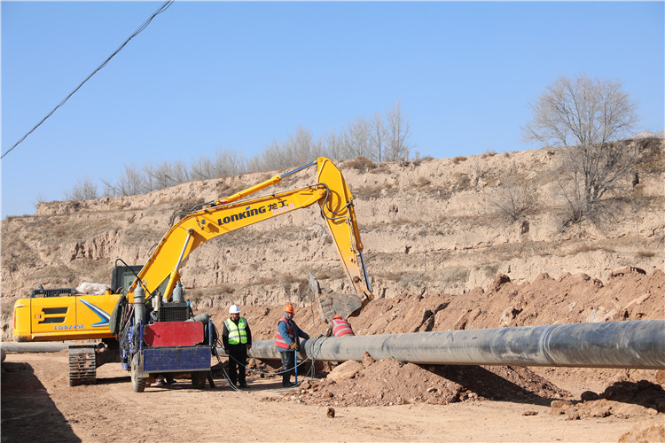臨洮縣洮陽水廠農(nóng)村供水鞏固提升暨城區(qū)第二水源工程現(xiàn)場。_副本.jpg